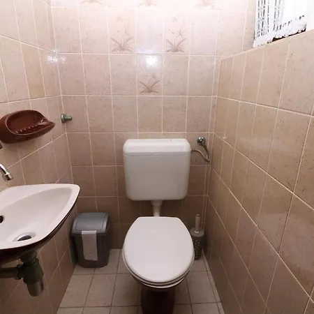 Tomasic With Terrace * Baška