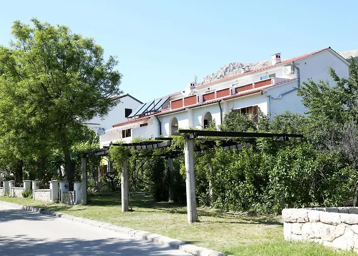 Tomasic With Terrace *