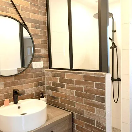 Tomasic With Terrace *